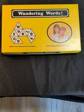 Vintage 1984 Wandering Words Board Game